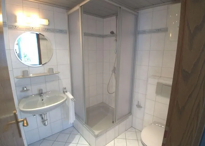 Weingut Jacob Lill Iv. Nachfolger Hotel 3*